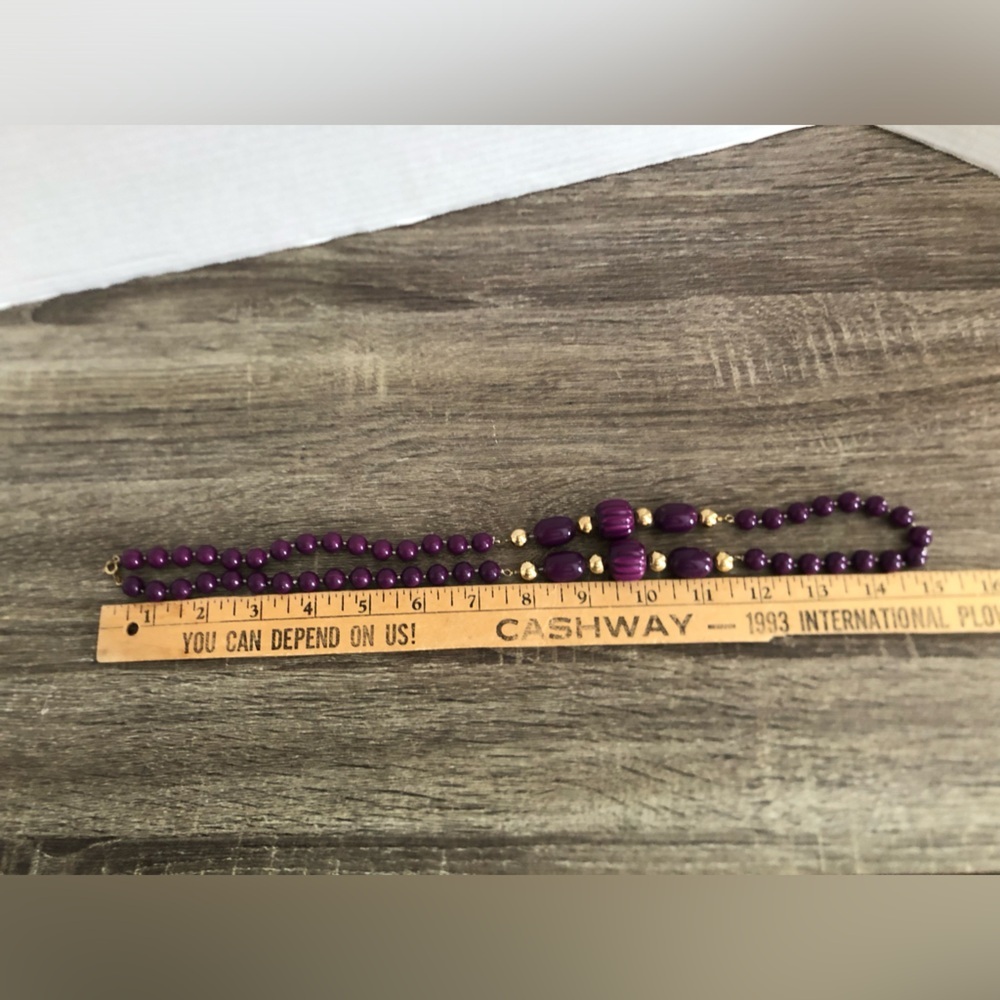 Vtg 80’s Chunky Purple and Gold Beaded Necklace - Picture 6 of 8
